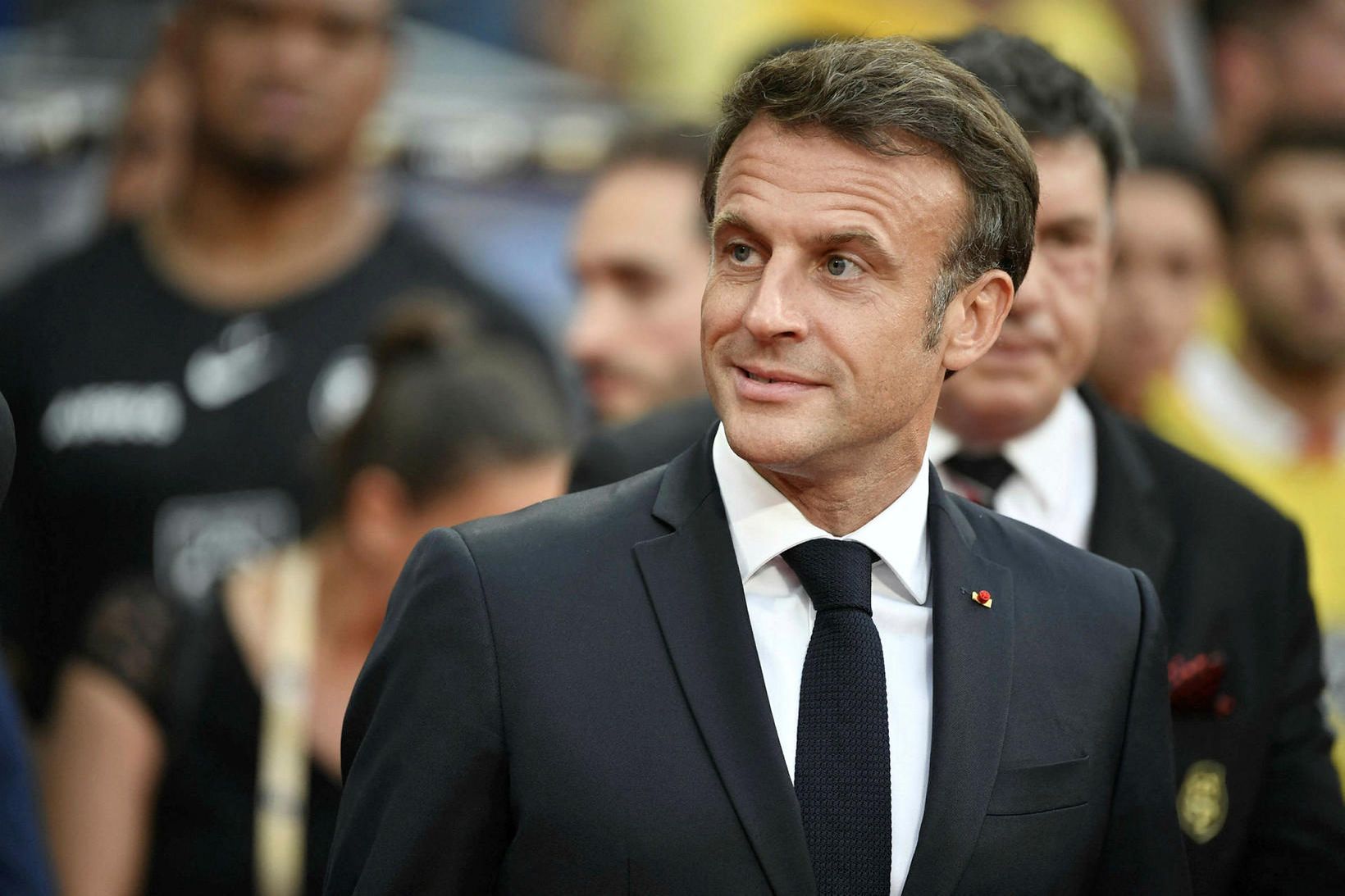 Macron á Stade de France í gær.