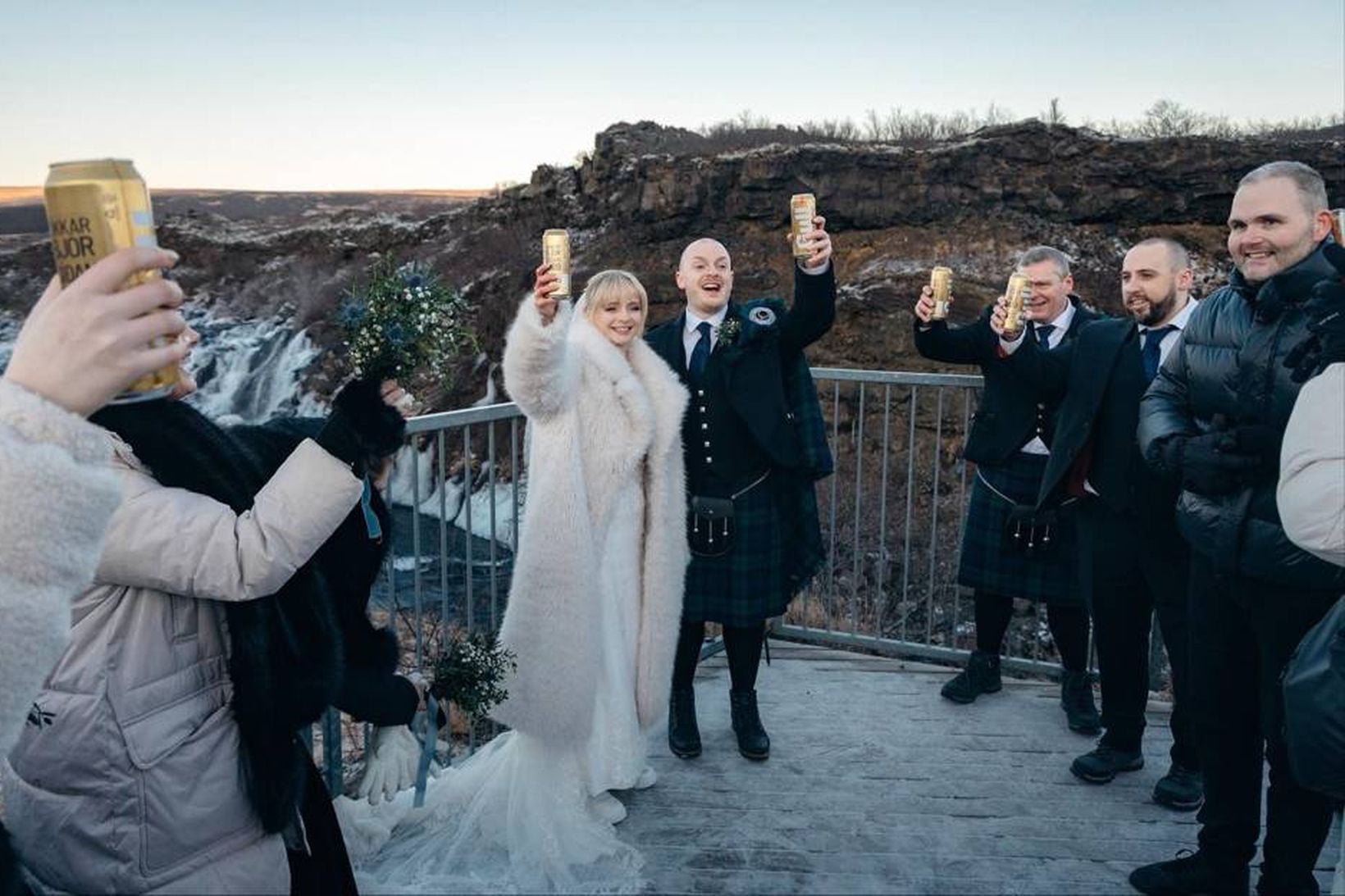 Bónorð í sól, brúðkaup í frosti