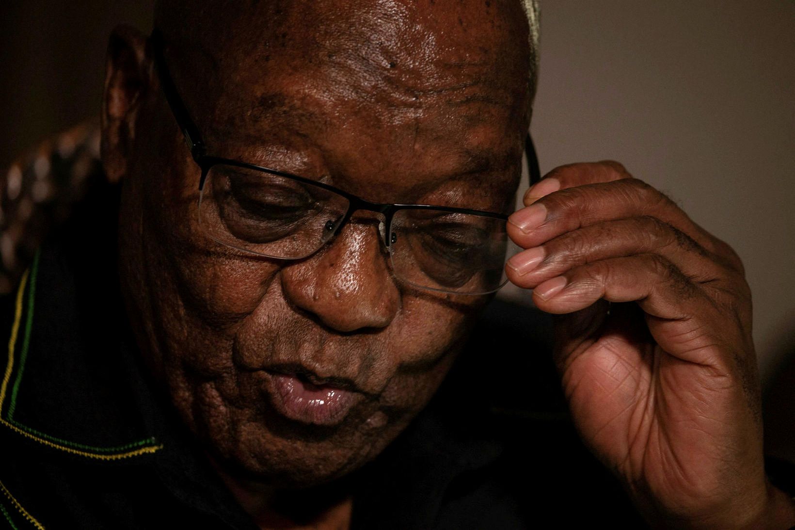 Jacob Zuma, fyrr­ver­andi for­seti Suður-Afr­íku, var dæmd­ur til að sæta …