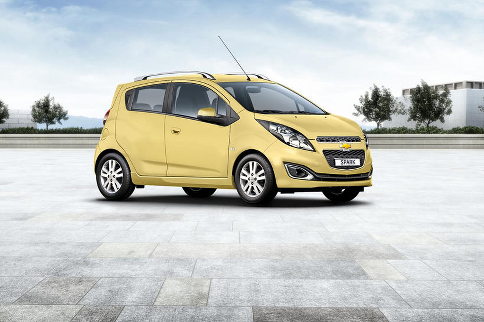 Chevrolet Spark er mest seldi smábíllinn hér á landi.