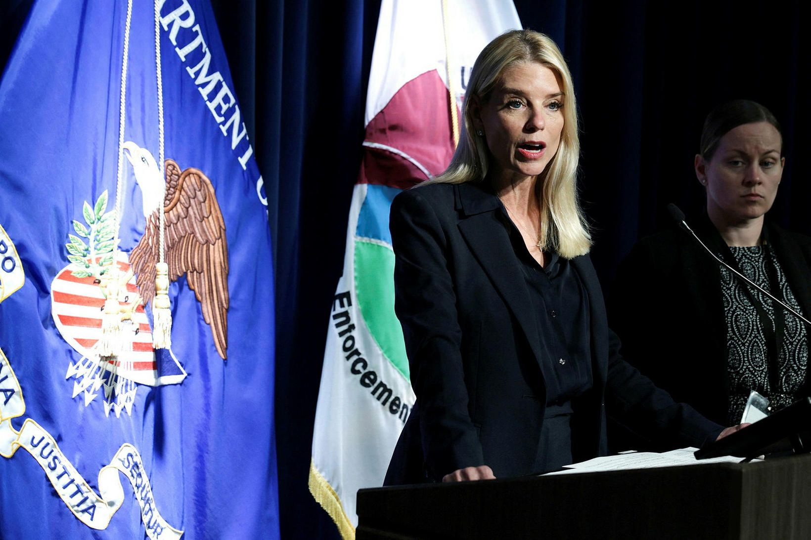 Dóms­málaráðherr­ann Pam Bondi skrifaði í færslu á X að „svo …