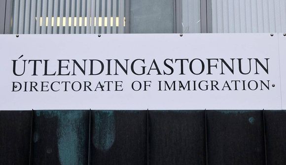 Umsóknum Sýrlendinga frestað