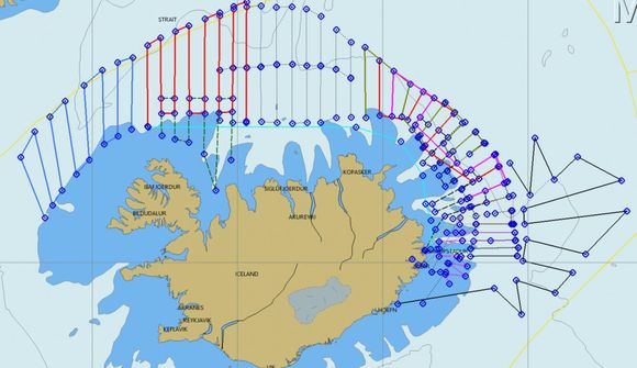 Loðnuleit átta skipa í beinni