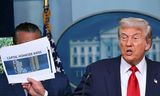 Donald Trump á blaðamannafundinum.