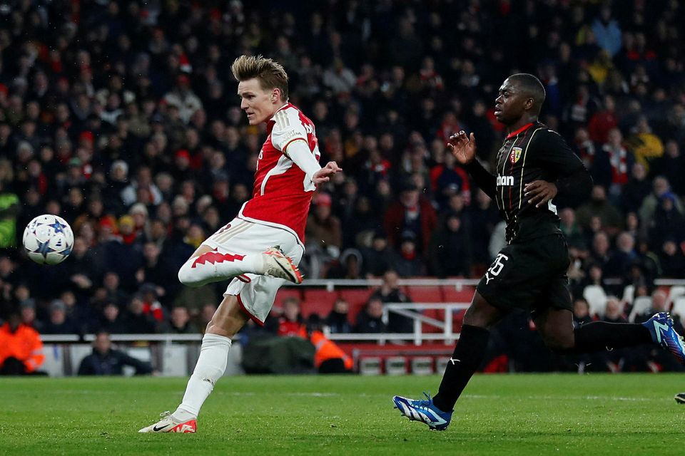 Martin Ødegaard skorar og kemur Arsenal í 5:0.