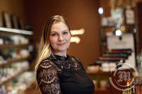 Rakel Ósk Guðbjartsdóttir  Elira  Smáralind