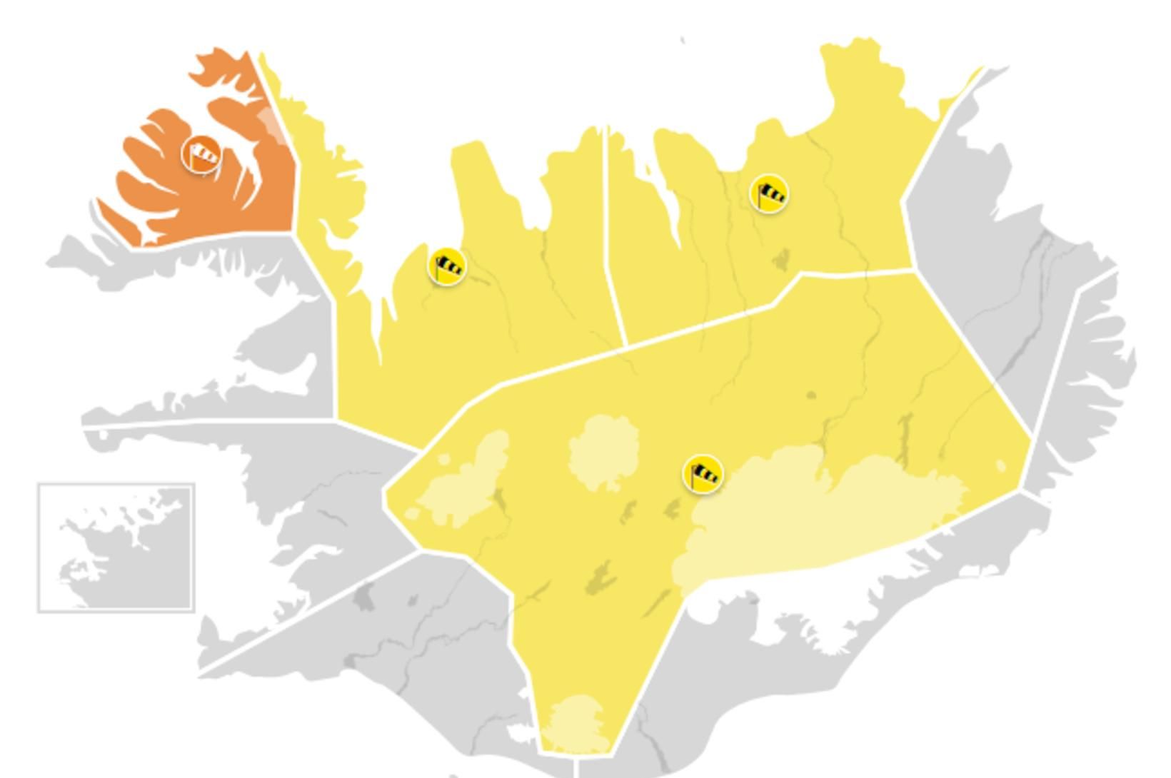 40-45 metra vindhviður á Vestfjörðum