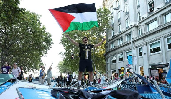 Ítrekar aðdáun sína: Vill meina Ísrael þátttöku
