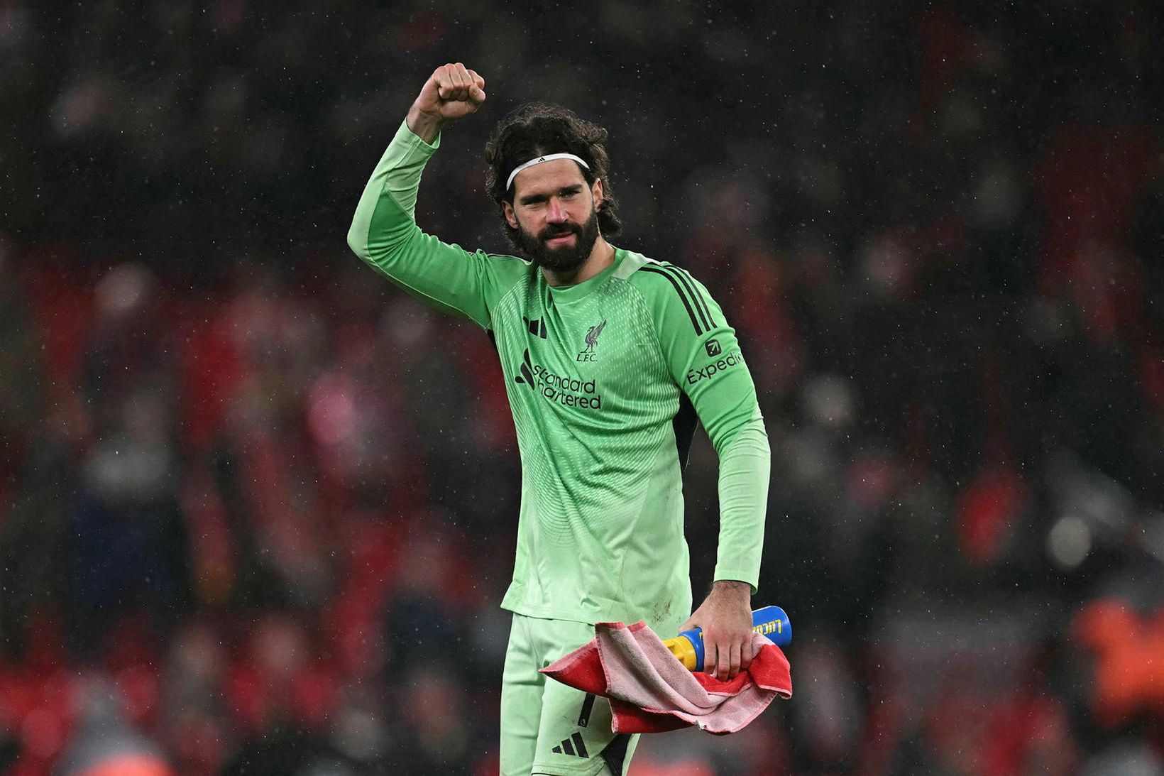 Ekki á förum frá Liverpool eftir allt?