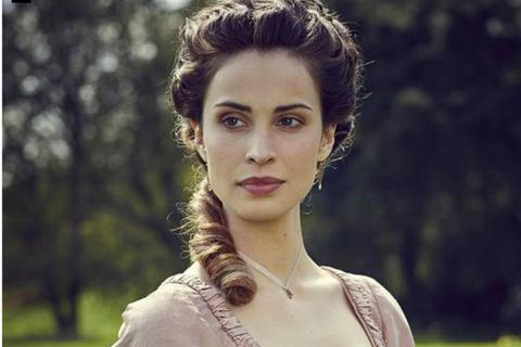 Heiða Rún plays the role of  Elizabeth Chenowth in Poldark.
