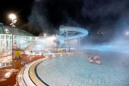 Most people were enjoying themselves in the hot tubs the evening the reported visited the …