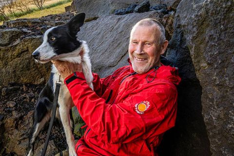 Ólafur Sveinsson er hættur að vinna og hefur gaman að því að ganga á fjöll.