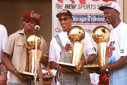 Michael Jordan vann NBA-deildina sex sinnum með Scottie Pippen og þrívegis með Dennis Rodman.