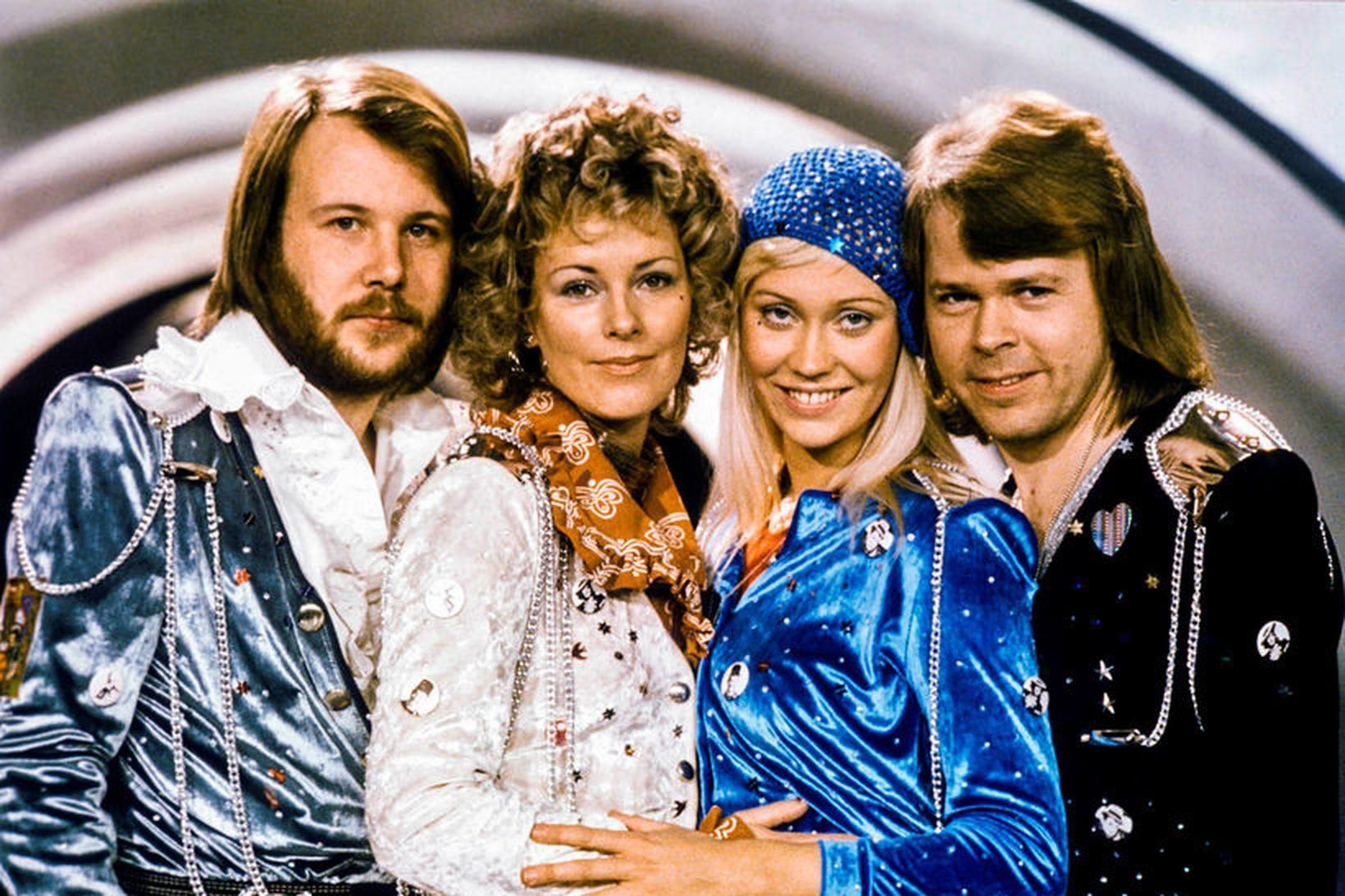 Sænska sveitin ABBA lætur gott af sér leiða.