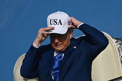 Trump virðist vilja knýja fram, með hraði, tollasamninga sem væru Bandaríkjunum hagfelldir.