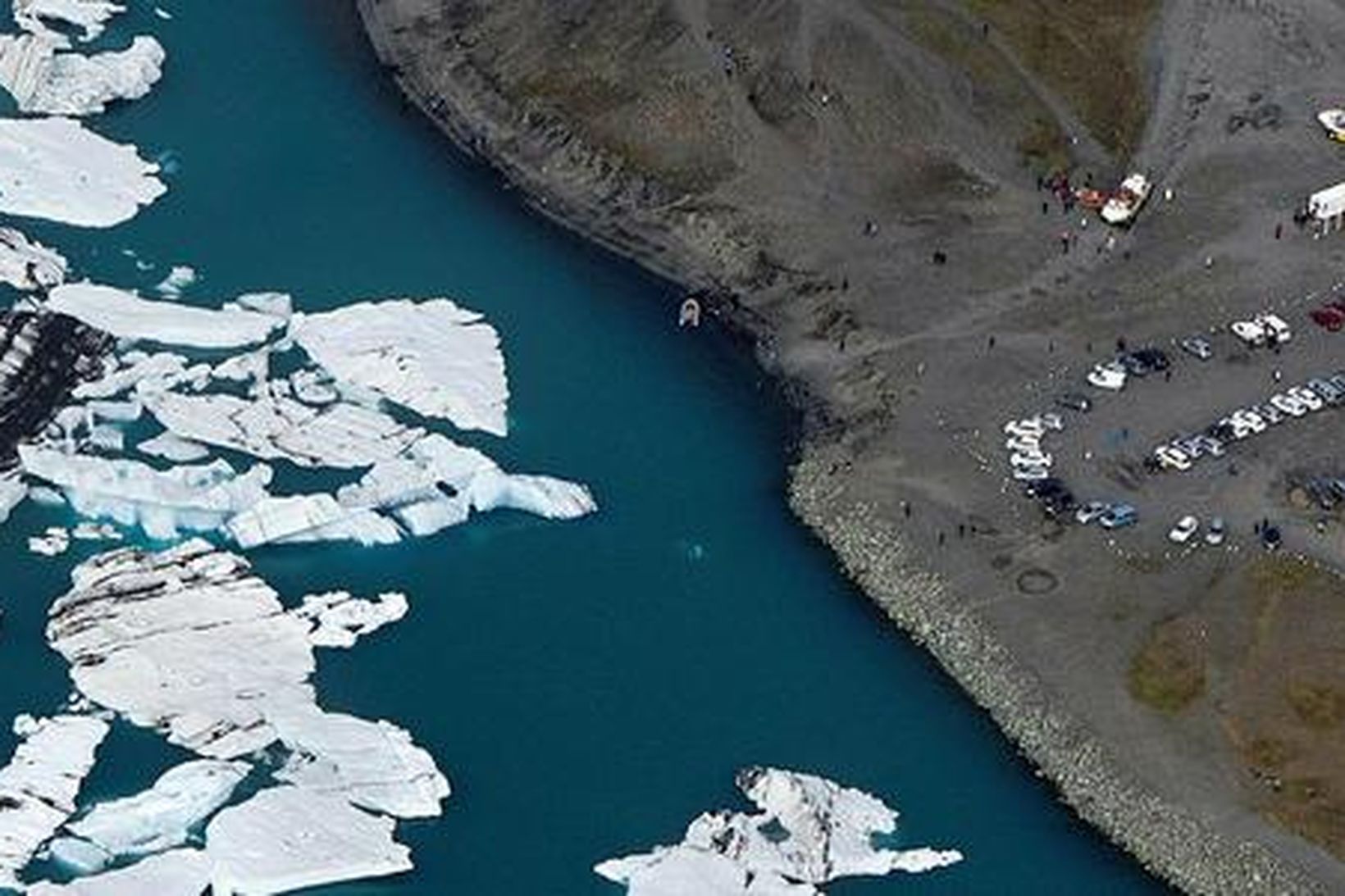 Jökulsárlón. Jörðin Fell við jökulsárlón hefur verið mikið í fjölmiðlum …