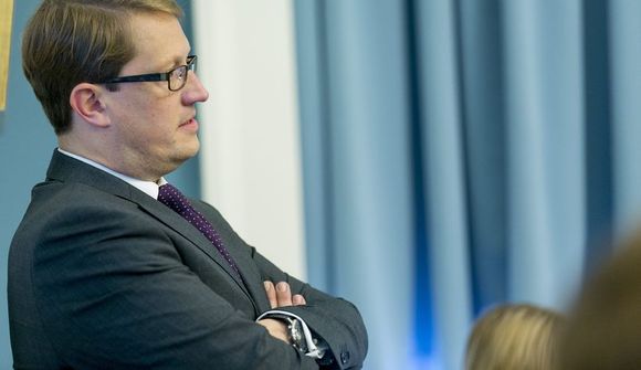 Hætt við umsóknina eða lengra hlé