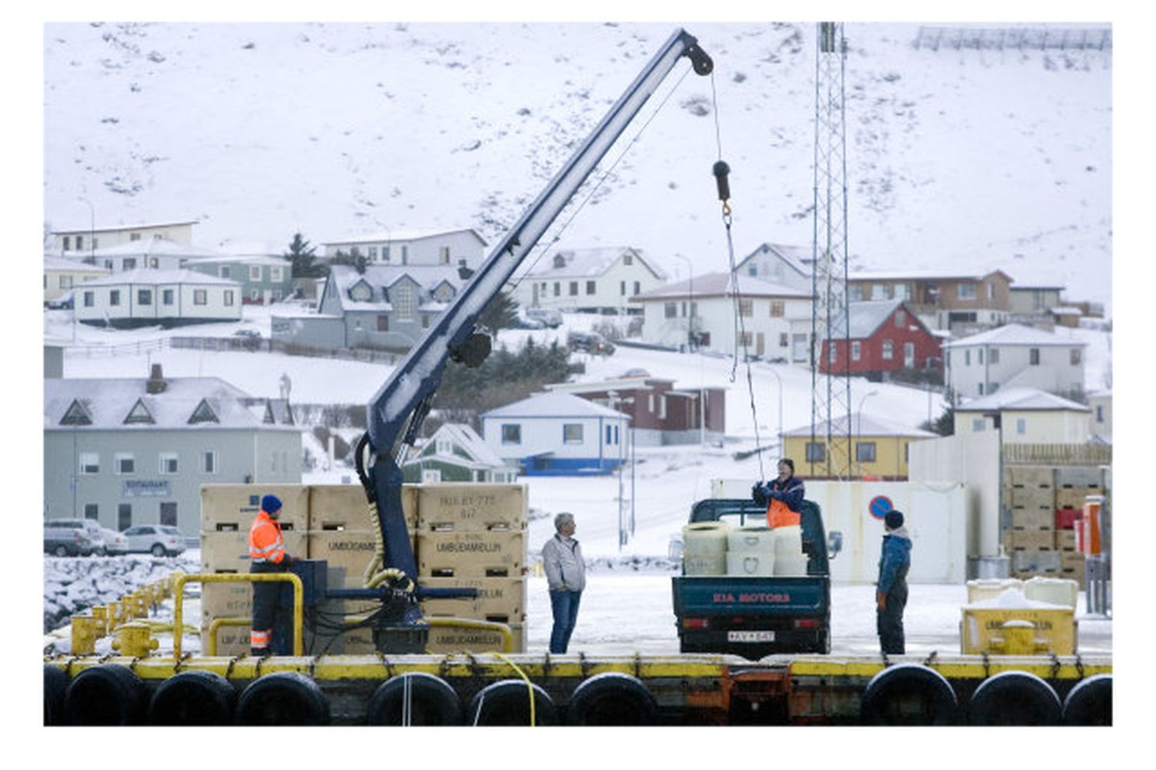 Almennt er fylgt réttum reglum við löndum hér á landi.