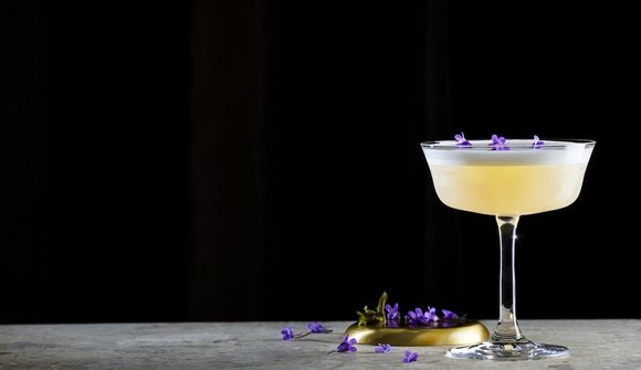 Rabarbari gefur Sumar-Gimlet tóninn