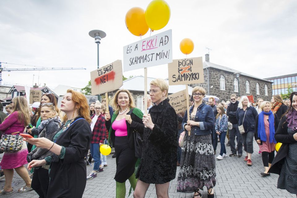 Skömminni skilað til gerenda