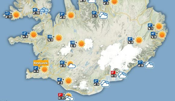 Að mestu bjart sunnan og vestan til