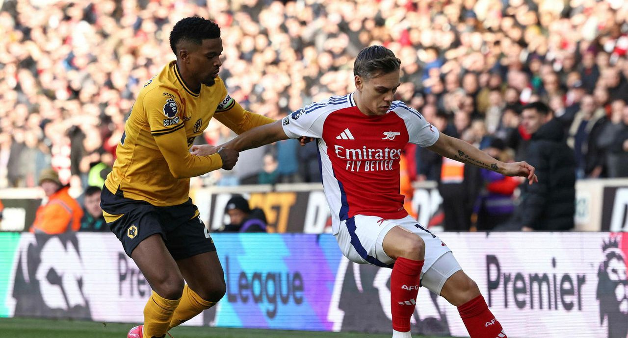 Nelson Semedo verst gegn Leandro Trossard, leikmanni Arsenal.