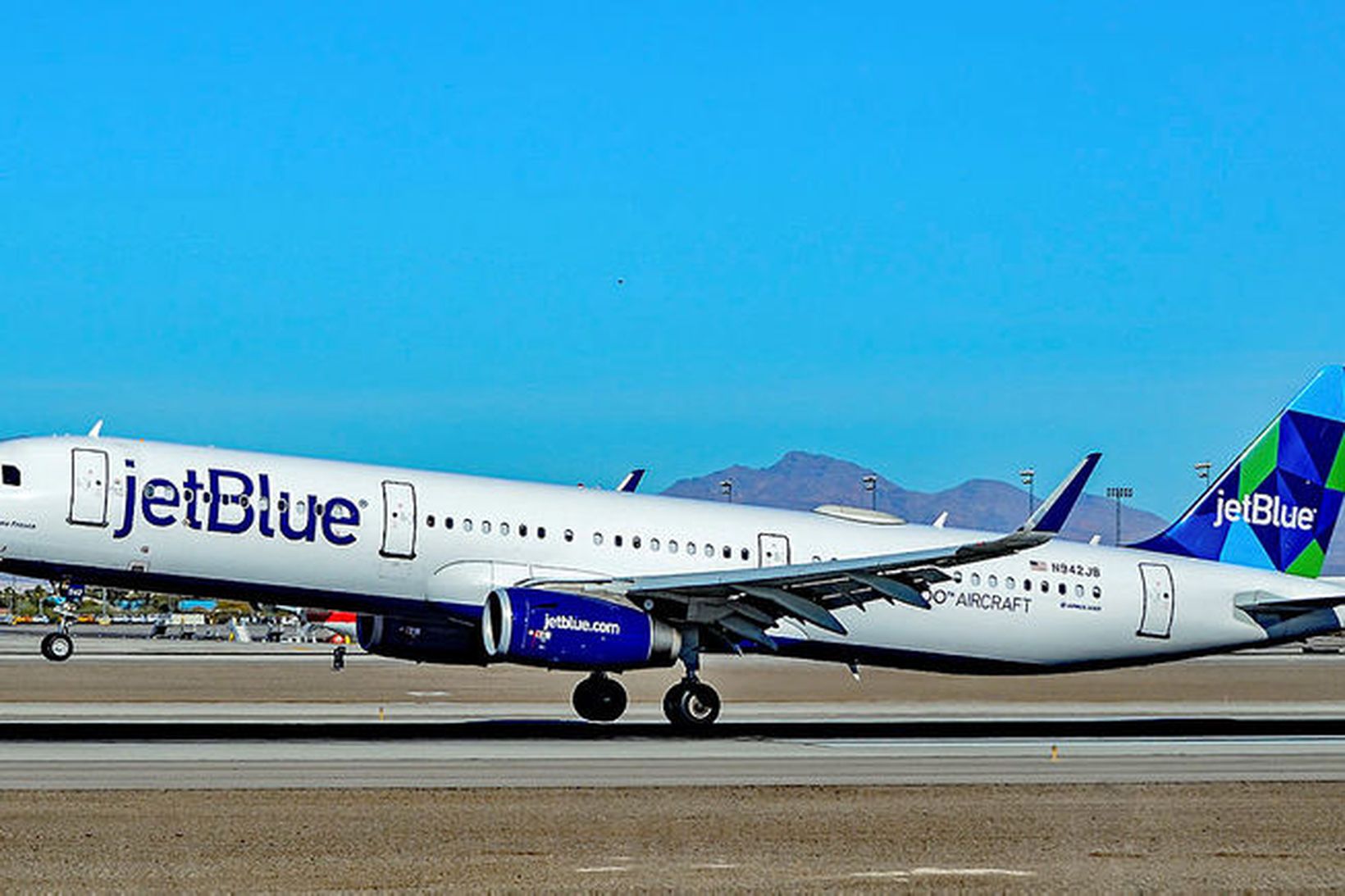 JetBlue Airways er að bæta við sig 23 vélum frá …