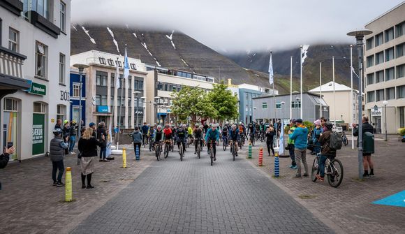 Lögðu af stað í 960 km ferð um Vestfirði