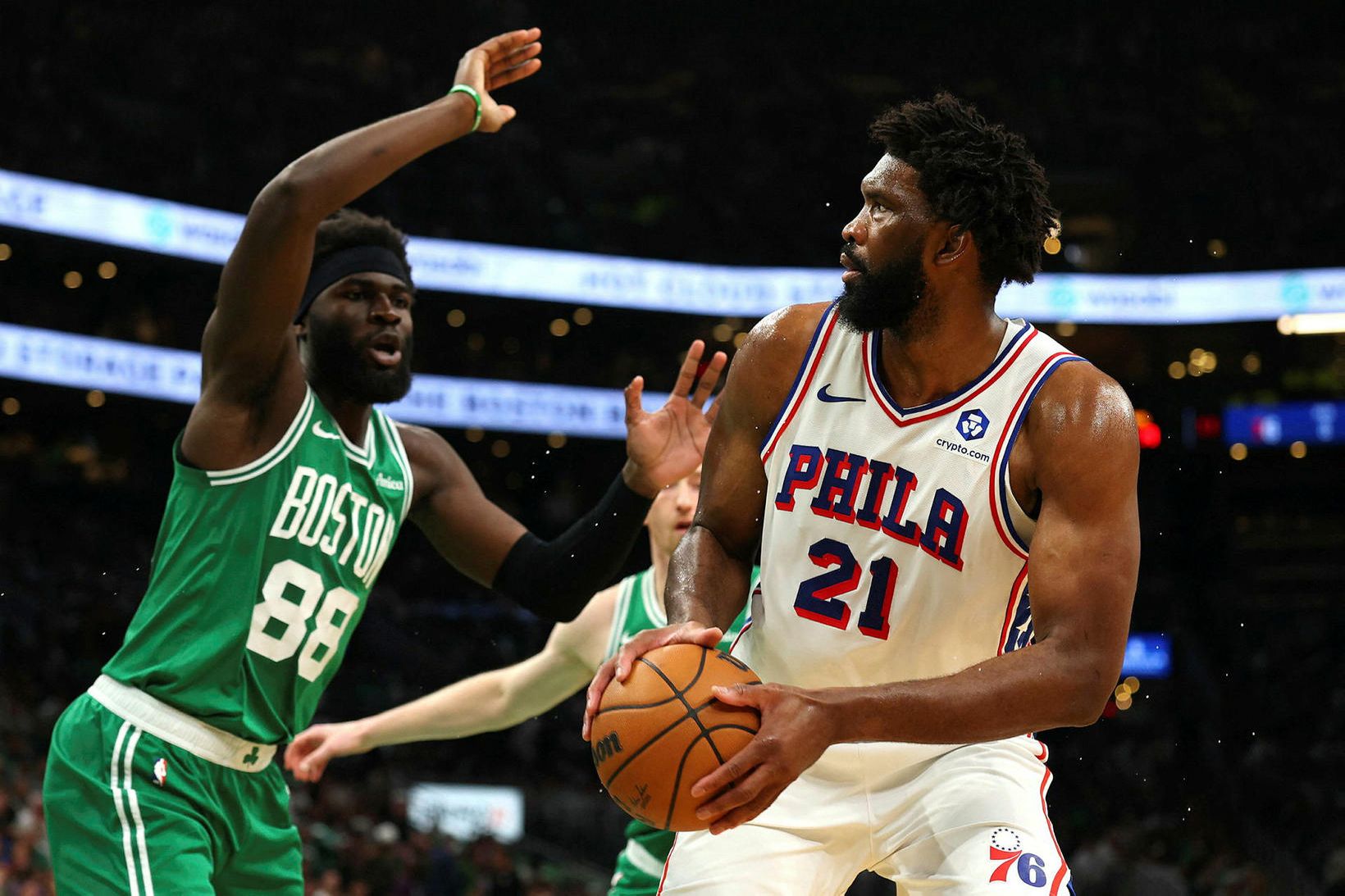 Boston úr leik eftir ótrúlega endurkomu