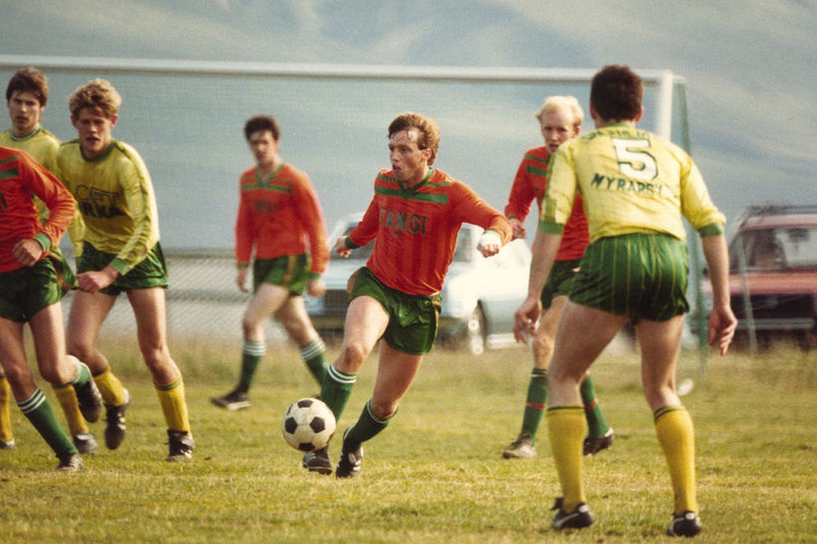 Aðalbjörn Björnsson, faðir Bjarts, í leik gegn Skallagrími 1984.