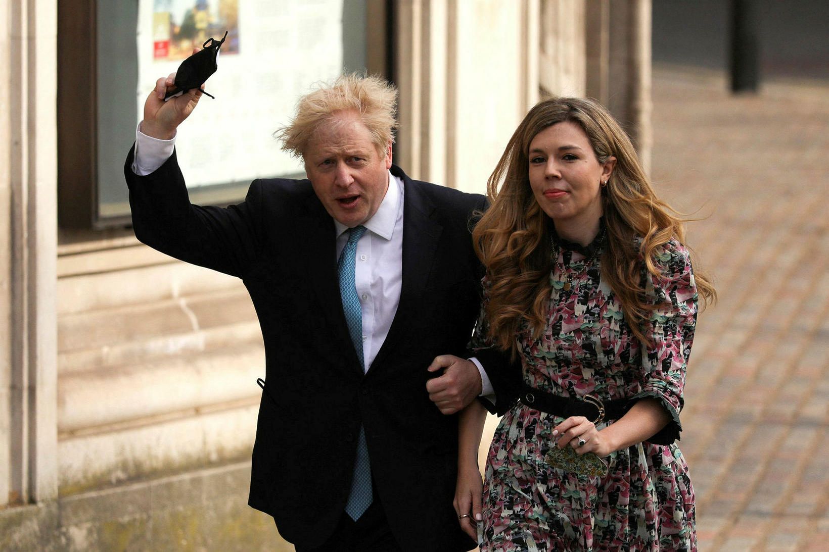 Boris Johnson og eiginkona hans, Carrie Symonds. Myndin er tekin …