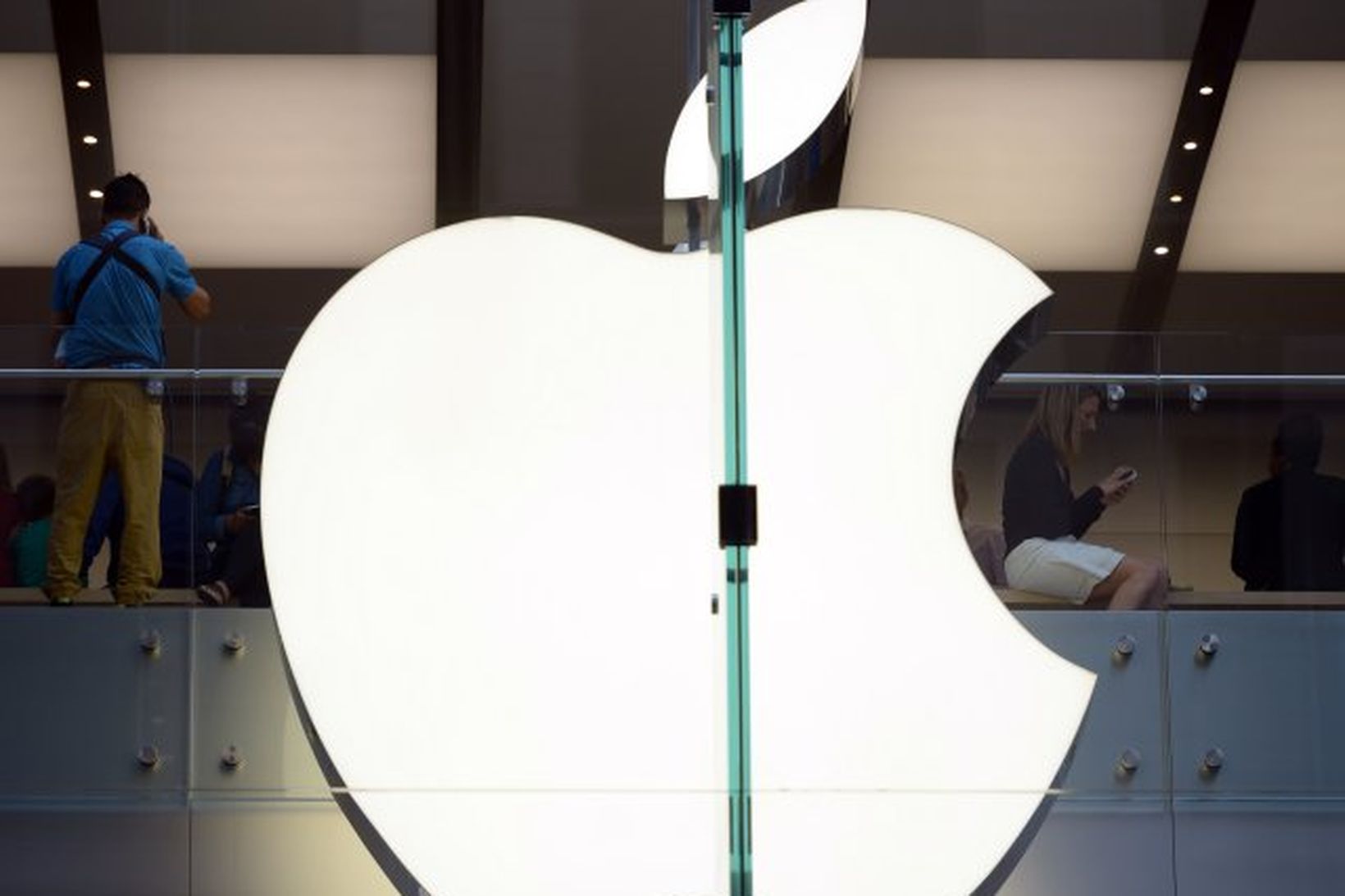 Hlutabréf Apple hækkuðu nokkuð eftir að Carl Icahn keypti hlut …