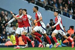 Arsenal mætir taplaust til leiks gegn Southampton í dag.