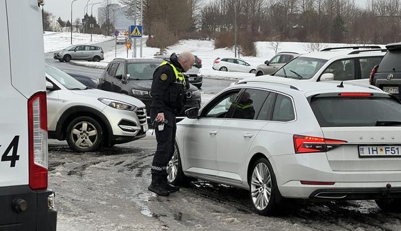 Lögreglan sektar landsfundargesti