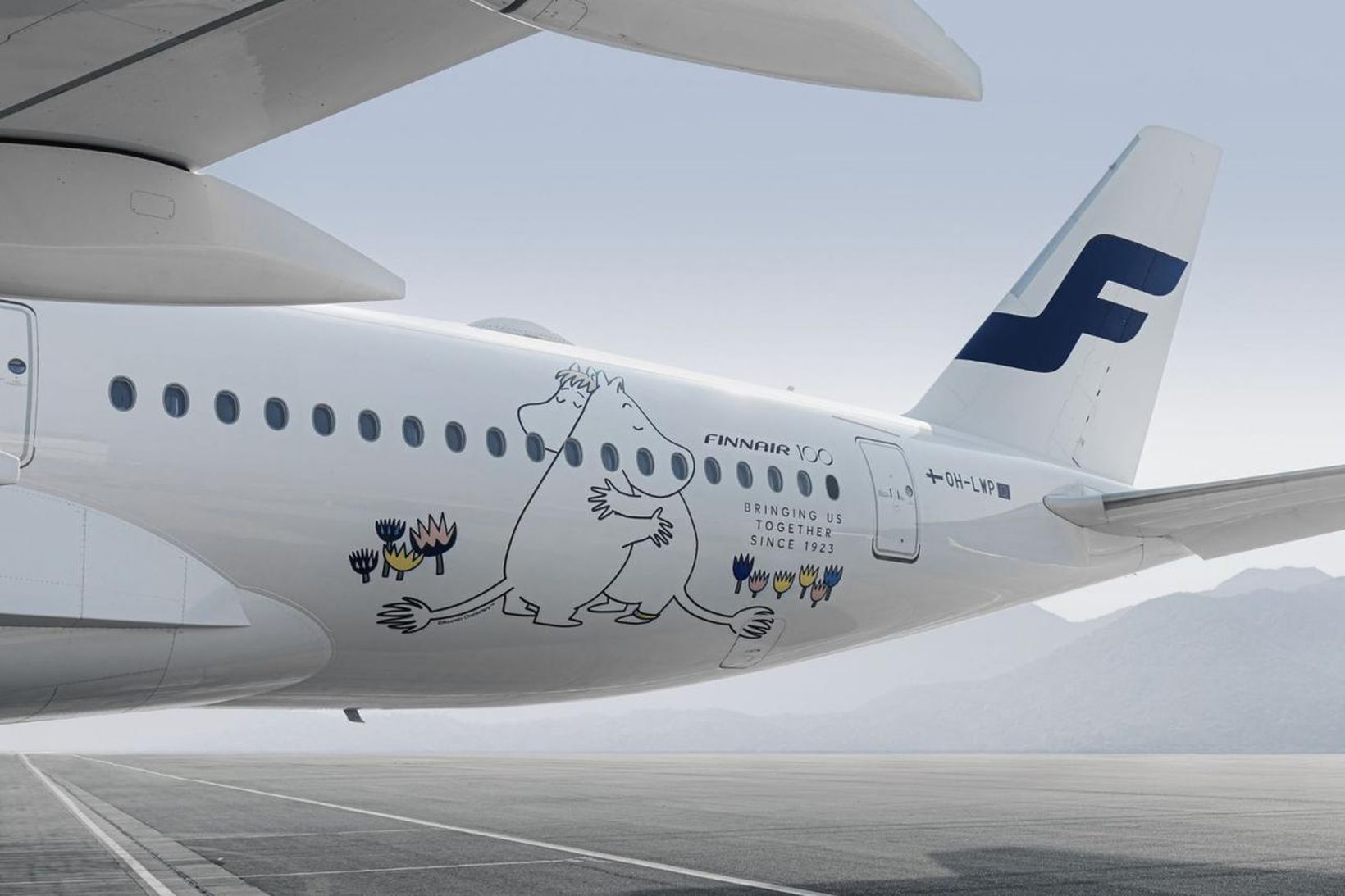 Snorkstelpan og Múmínsnáðinn á vél Finnair.