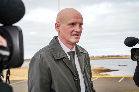 Eyjólfur Ármannsson innviðaráðherra sér nú um málefni strandveiða.