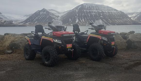 Björgunarsveit fékk fjórhjól að gjöf eftir flóðið