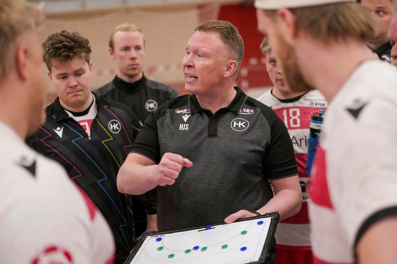 Þjálfari HK sendi dómurunum tóninn
