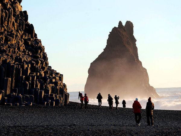 The last three tourists who have drowned at Reynisfjara were located near the basalt columns. Visiting the cave is popular, but to get there, one must pass by the basalt columns.