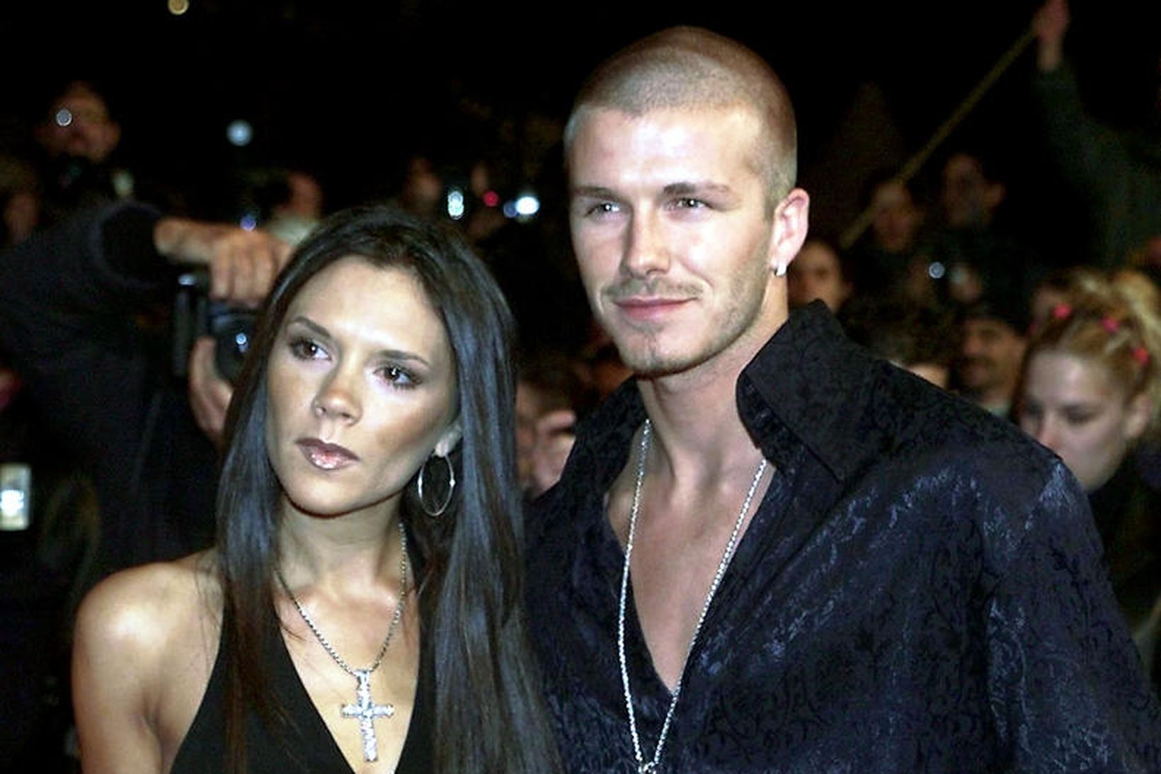 Victoria og David Beckham saman árið 2001.