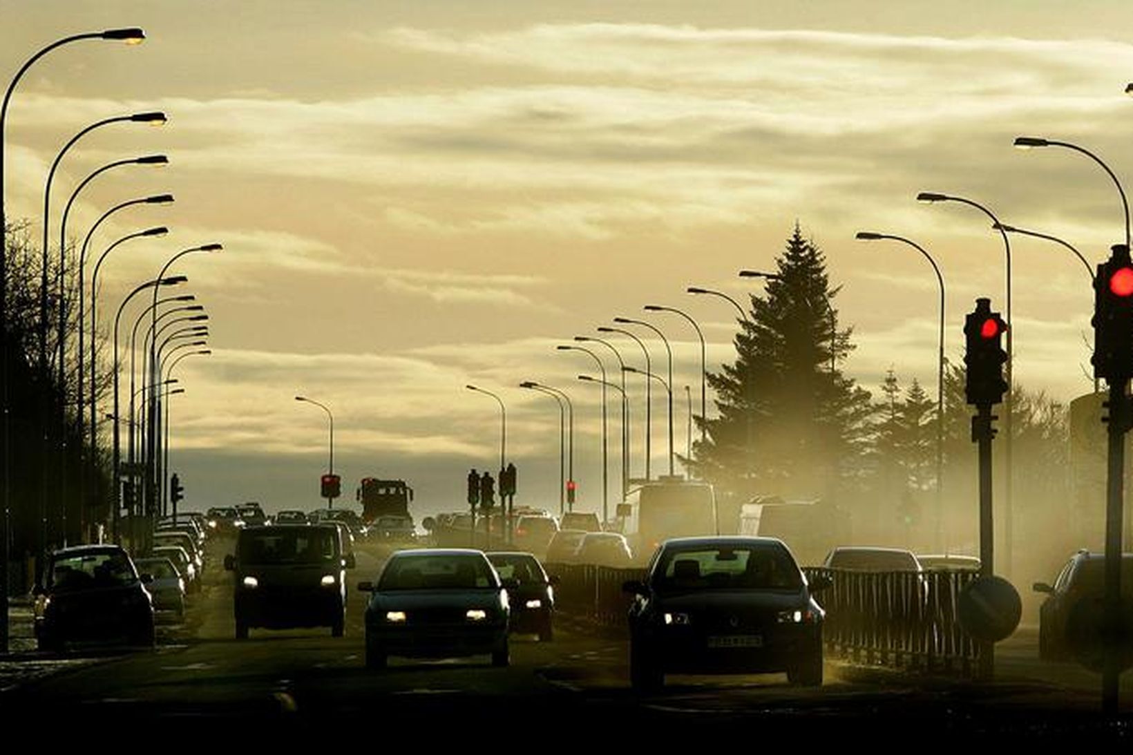 Hætt er við svifryksmengun þegar vindur er hægur og götur …