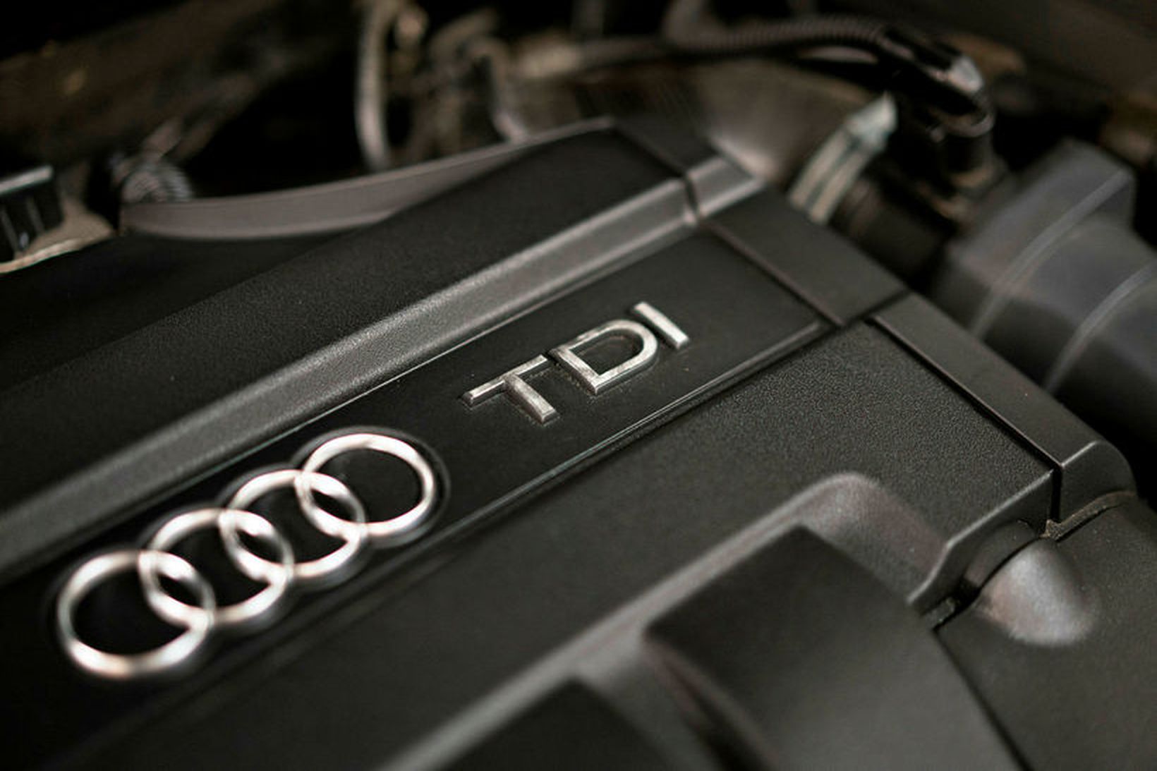 Audi þarf að greiða 108 milljarða króna í sektir vegna …