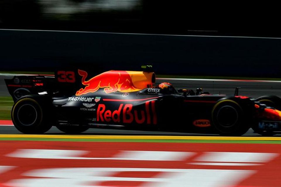 Max Verstappen á Red Bull í Barcelona í morgun.