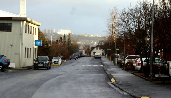 Þrír úrskurðaðir í áframhaldandi gæsluvarðhald