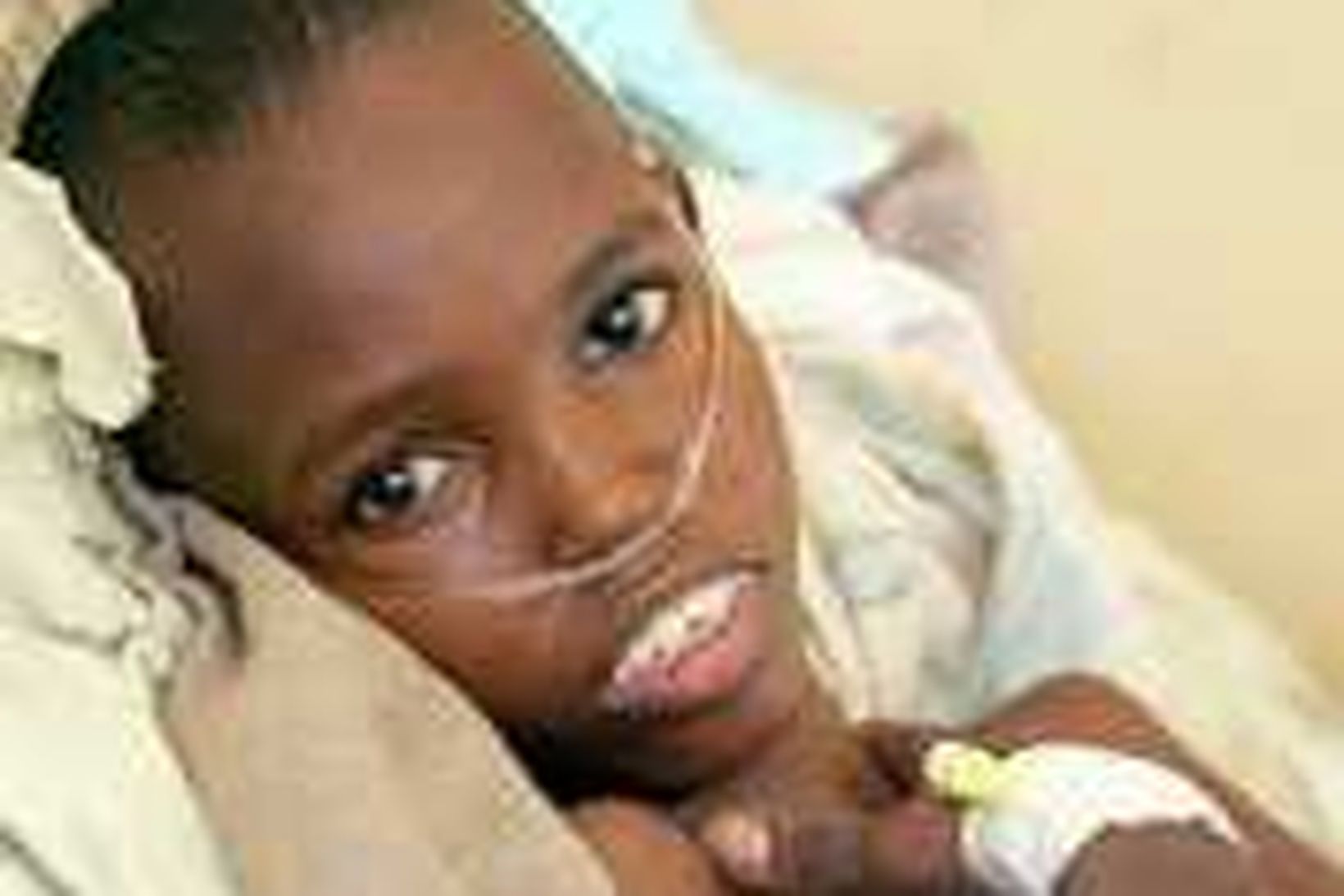 Ibrahim Kula, sem er 13 ára, er á sjúkrahúsi vegna …