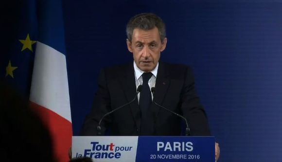 Sarkozy heltist úr lestinni