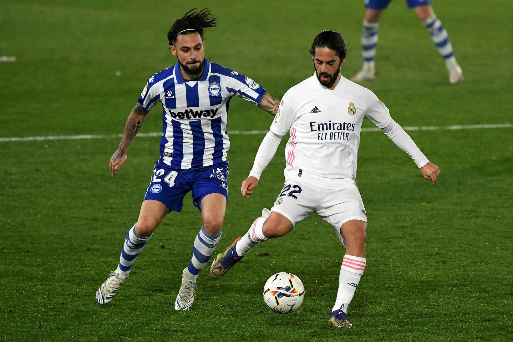 Alavés vann óvæntan sigur á Real Madrid í kvöld.