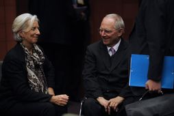 Christine Lagarde forstjóri AGS sést hér ræða við fjármálaráðherra Þýskalands, Wolfgang Schaeuble
