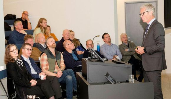 Útbreiðsla laxalúsar eykst með laxeldi