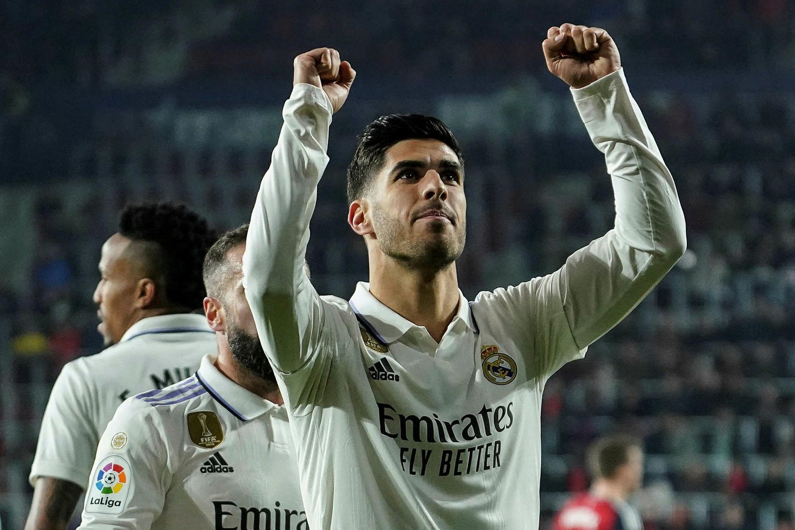 Marco Asensio fagnar marki sínu í gær.